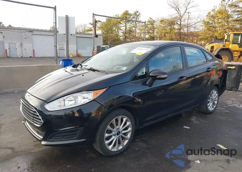 2014 Ford Fiesta Se z USA, uszkodzony, nr VIN 3FADP4BJ1EM153250